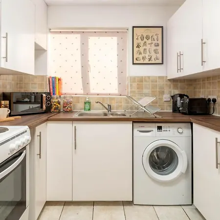 2 Bedroom Flat Near London Excel Exterior photo